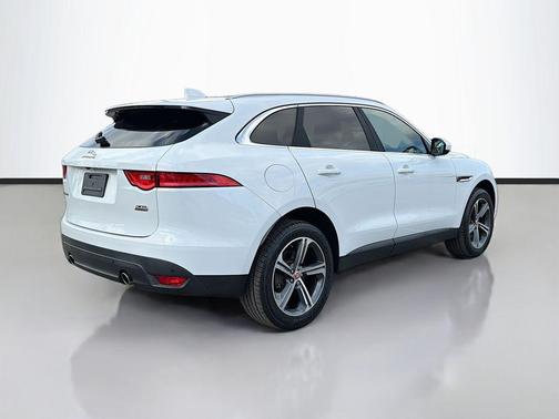 2018 Jaguar F-PACE 30t Portfolio