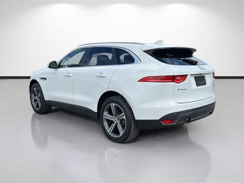 2018 Jaguar F-PACE 30t Portfolio