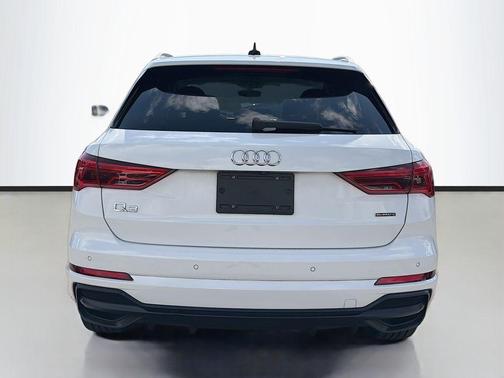 2020 Audi Q3 45 S line Premium