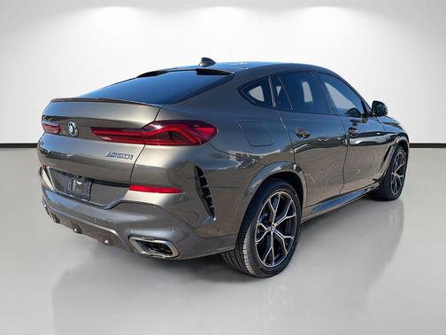 2020 BMW X6 M50i