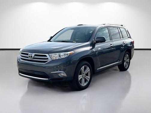 Magnetic Gray Metallic 2012 Toyota Highlander Limited