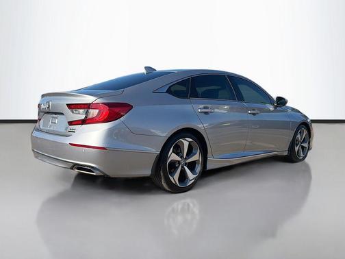 2019 Honda Accord Touring 2.0T