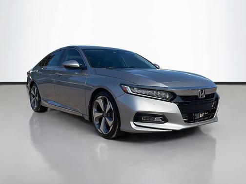 2019 Honda Accord Touring 2.0T