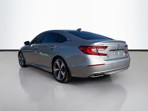 2019 Honda Accord Touring 2.0T