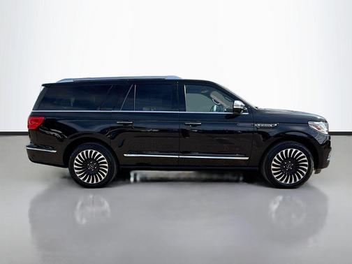 2021 Lincoln Navigator L Black Label