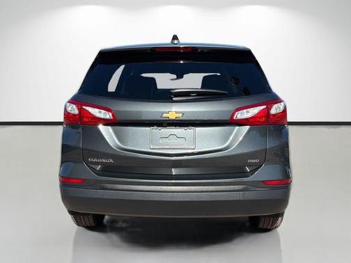Nightfall Gray Metallic 2020 Chevrolet Equinox LS