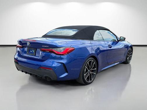 Portimao Blue Metallic 2023 BMW 430 i