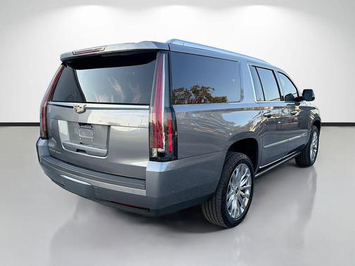 2020 Cadillac Escalade ESV Premium Luxury