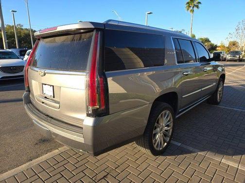 2020 Cadillac Escalade ESV Premium Luxury