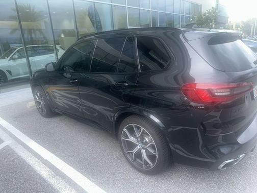 Black Sapphire Metallic 2019 BMW X5 xDrive40i