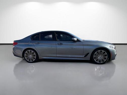 Bluestone Metallic 2019 BMW 530 i