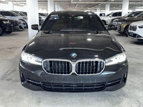 Black Sapphire Metallic 2023 BMW 530 i