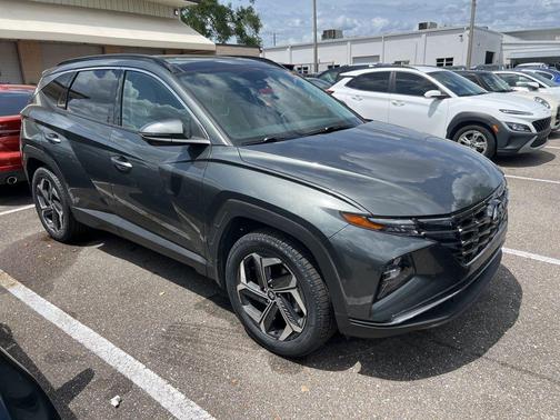 Amazon Gray 2023 Hyundai TUCSON Limited