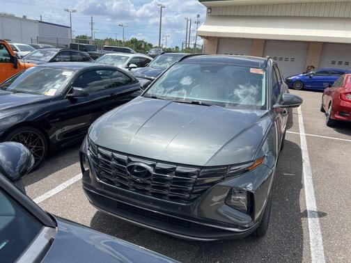Amazon Gray 2023 Hyundai TUCSON Limited