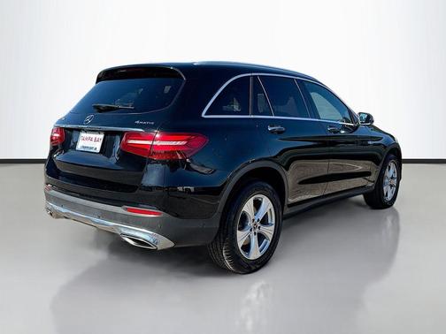 2018 Mercedes-Benz GLC 300 Base 4MATIC