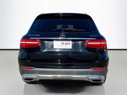 2018 Mercedes-Benz GLC 300 Base 4MATIC
