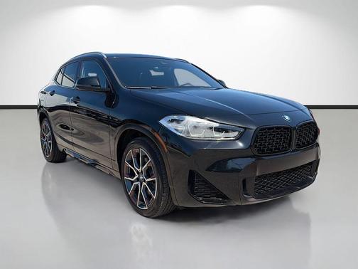 Black Sapphire Metallic 2022 BMW X2 sDrive28i