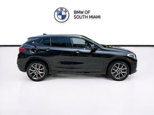 Black Sapphire Metallic 2022 BMW X2 sDrive28i