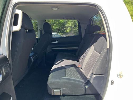 2020 Toyota Tundra SR5