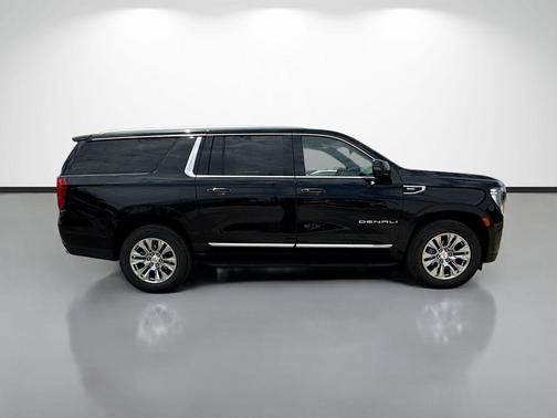 Onyx Black 2024 GMC Yukon XL Denali