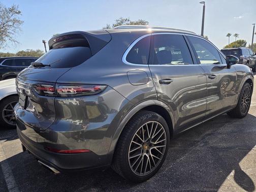 2019 Porsche Cayenne Base