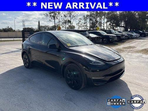 Black 2023 Tesla Model Y Long Range