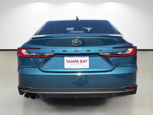 Ocean 2025 Toyota Camry SE