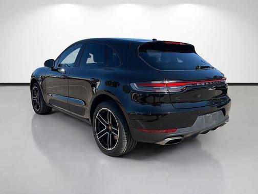 2020 Porsche Macan Base