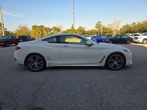 2019 INFINITI Q60 3.0t LUXE