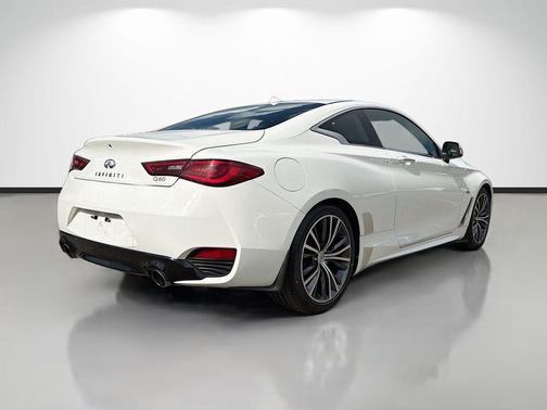 2019 INFINITI Q60 3.0t LUXE