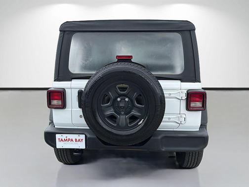 Bright White Clearcoat 2019 Jeep Wrangler Unlimited Sport