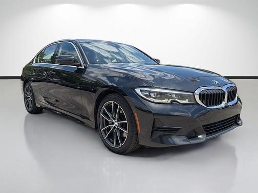 Black Sapphire Metallic 2020 BMW 330 i