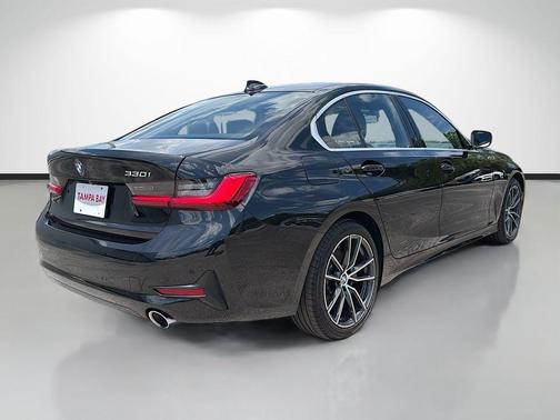 Black Sapphire Metallic 2020 BMW 330 i