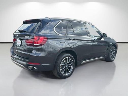 Dark Graphite Metallic 2018 BMW X5 sDrive35i