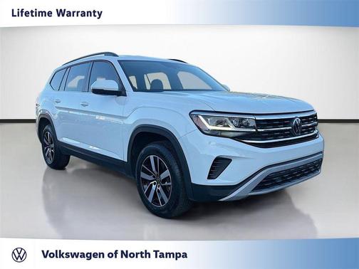 Pure White 2023 Volkswagen Atlas 2.0T SE