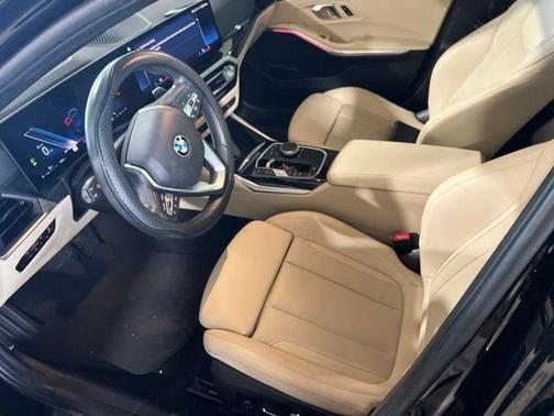 Jet Black 2024 BMW 330 i