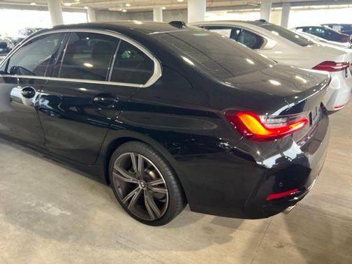 Jet Black 2024 BMW 330 i