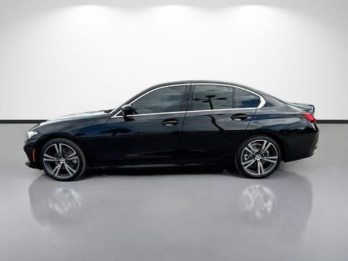 Jet Black 2024 BMW 330 i