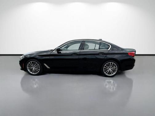 Jet Black 2019 BMW 530 i