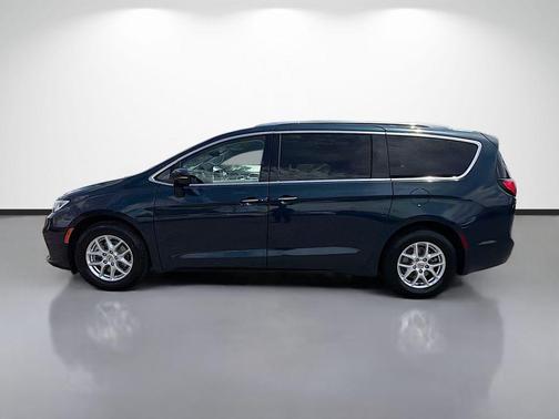 2021 Chrysler Pacifica Touring-L
