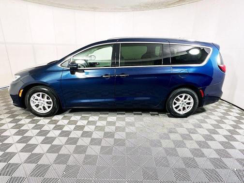 2021 Chrysler Pacifica Touring-L