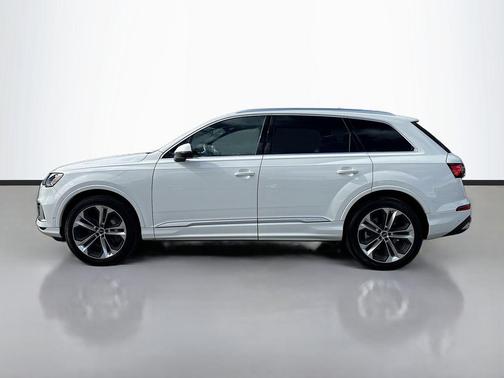 2021 Audi Q7 55 Premium Plus