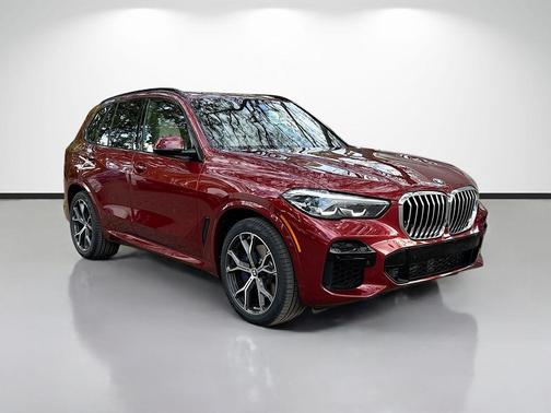 Ruby Red Metallic 2022 BMW X5 sDrive40i