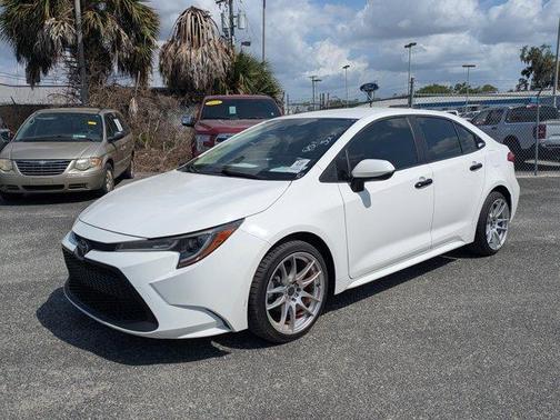 Super White 2021 Toyota Corolla LE