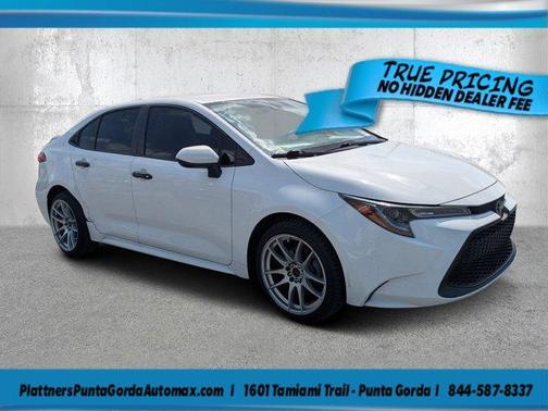 Super White 2021 Toyota Corolla LE