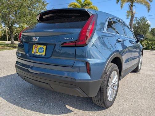 2024 Cadillac XT4 Luxury