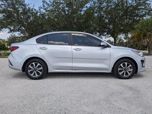 2022 Kia Rio S