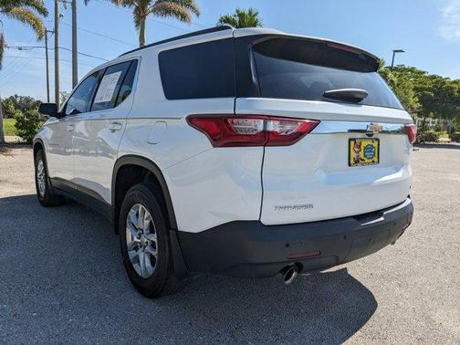 2021 Chevrolet Traverse LT Cloth