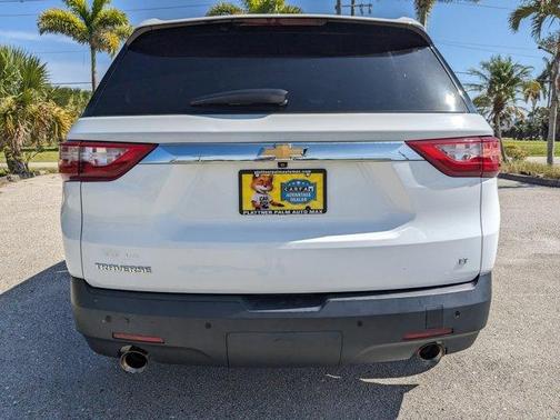 2021 Chevrolet Traverse LT Cloth