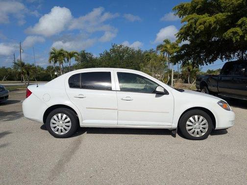 Summit White 2010 Chevrolet Cobalt LT